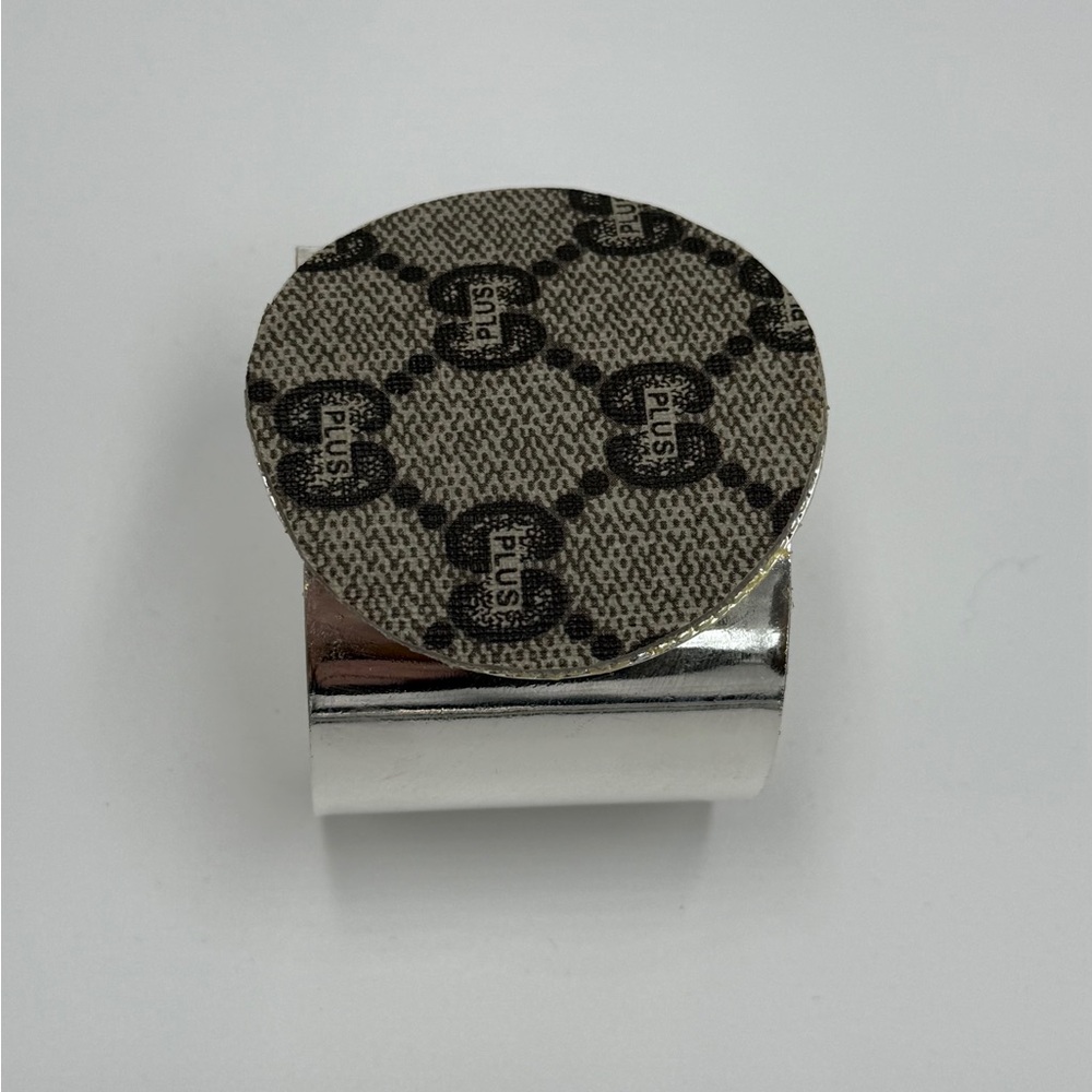 Gucci upcycled Silver cuff bracelet GUCCI PLUS RARE authentic material - Picture 6 of 8